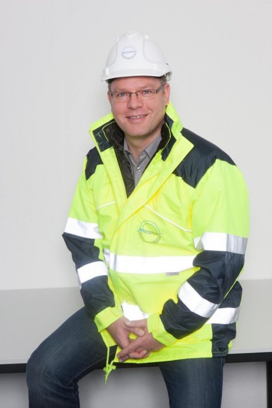 Bausachverständiger, Immobiliensachverständiger, Immobiliengutachter und Baugutachter Dipl.-Ing (FH) Edgar Strohmeier Ostfriesland